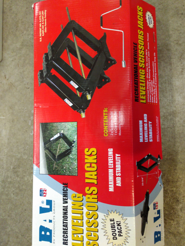 BAL RV Levelling Scissor Jacks 24002C Double Pack in RV & Camper Parts & Accessories in Edmonton