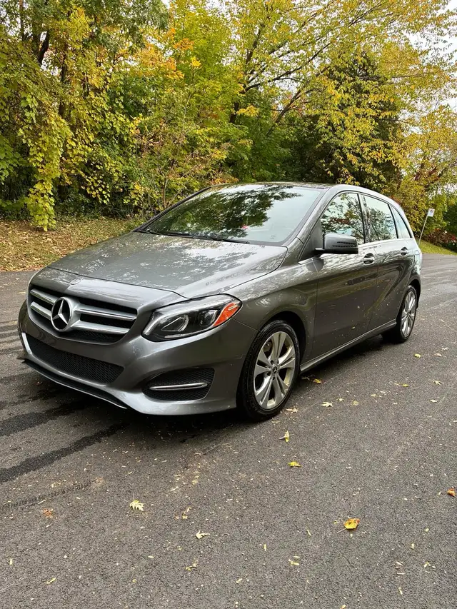 2018 Mercedes-Benz B250 4MATIC AWD, 125,000 km, Panoramic Roof