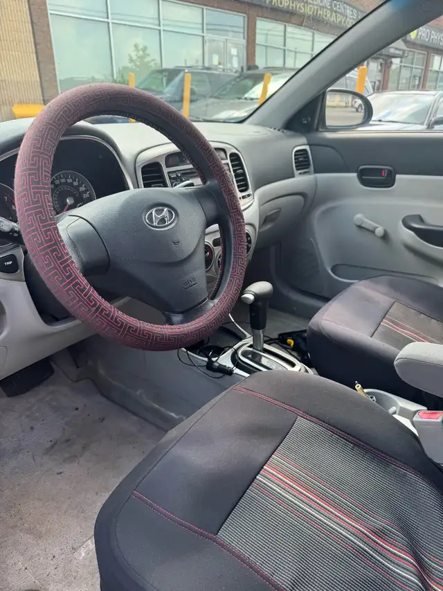 2008  Hyundai Accent in Cars & Trucks in Ottawa - Image 3