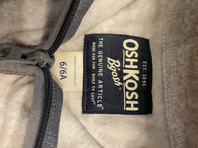 OshKosh Fleece Jacket in Kids & Youth in Annapolis Valley - Image 4