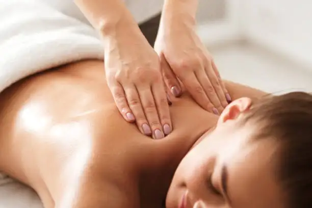 Full Body Massage Promotion:100/60m62863231482882121