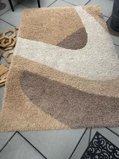 Abstract Shag Area Rug- Perfect Condition, View more