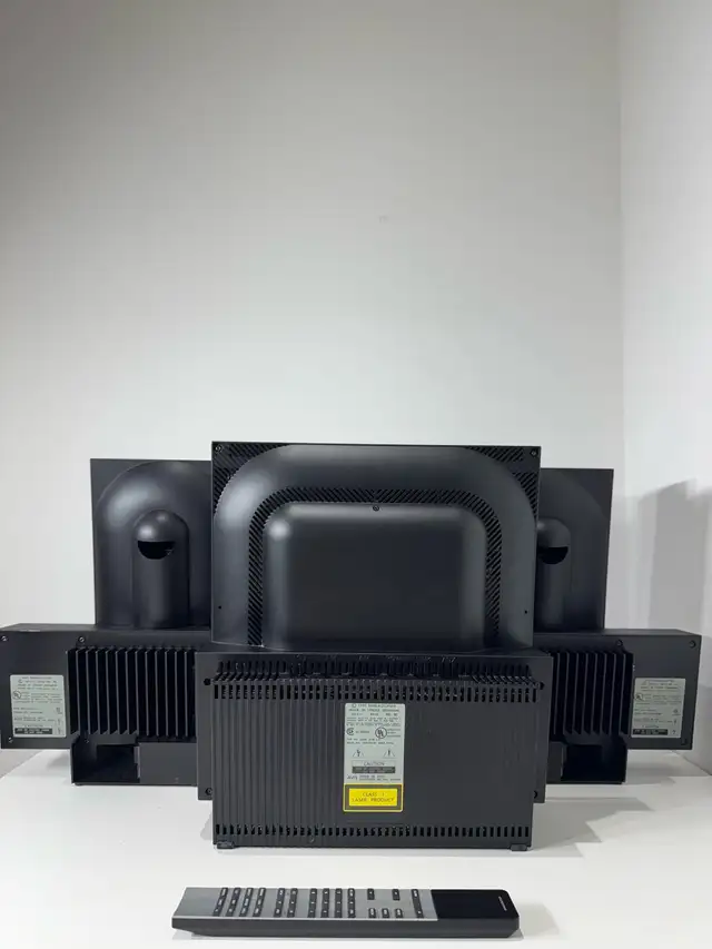 Bang Olufsen Beosystem 2500 stereo complete remote in Stereo Systems & Home Theatre in Mississauga / Peel Region - Image 7