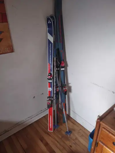 Très vieux Ski alpin, View more