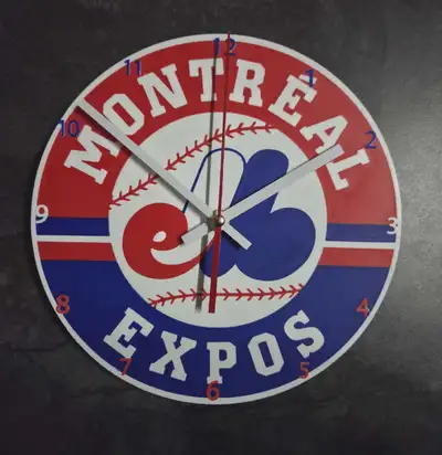 horloge expos de Montréal 10x10, View more
