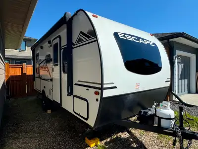 2021 KZ Escape E191BHK Travel Trailer – Bunkhouse | Lightweight & Family Ready Selling our 2021 KZ E...