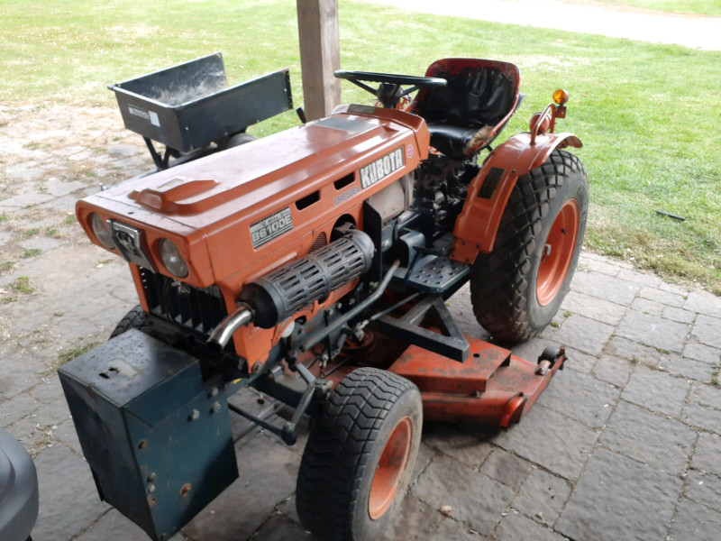 Kubota B6100E tractor with cutting deck Farming Equipment London