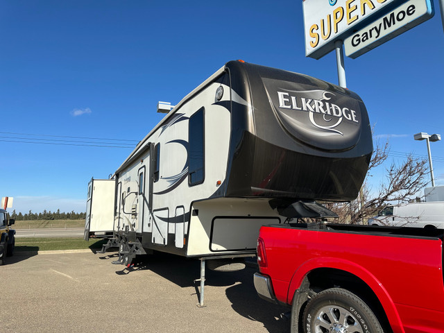 2015 Heartland ElkRidge 37ULTA in Travel Trailers & Campers in Red Deer