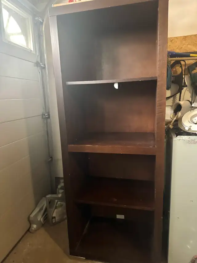 Bookshelf in Bookcases & Shelving Units in Oshawa / Durham Region - Image 4