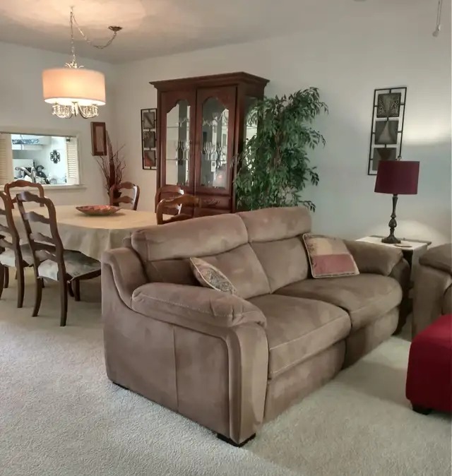 SPACIOUS 2 BED 1ST FLOOR CONDO Clearwater Florida - 55+ COMPLEX in Florida in Canada - Image 4