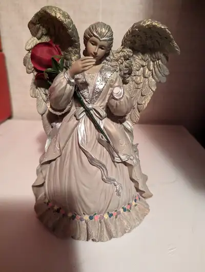 NEW MUSICAL ANGEL THAT SINGS GLORIA IN EXCELSIUS , View more