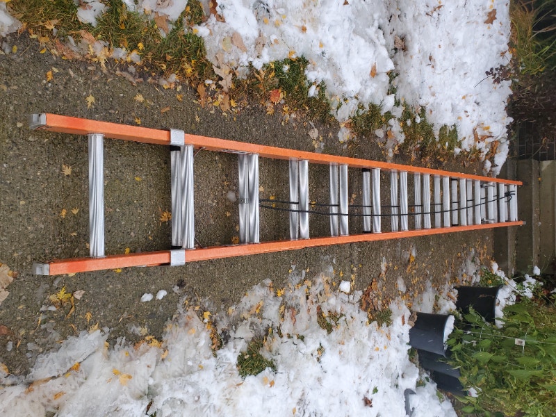 STURDY 28FT Fibreglass DRUNG Extra Heavy Duty Extension Ladder