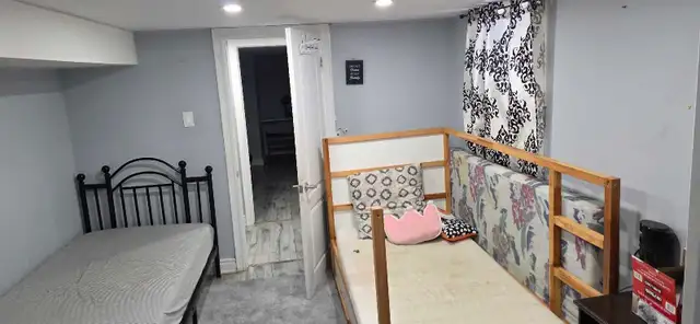 Basement Room for Rent – Prime Eglinton & Midland in Long Term Rentals in City of Toronto - Image 9