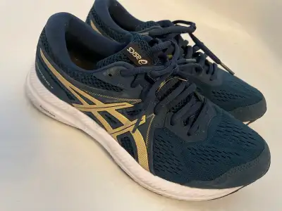 Size 8.5 ASICS women’s sneakers runners shoes, View more