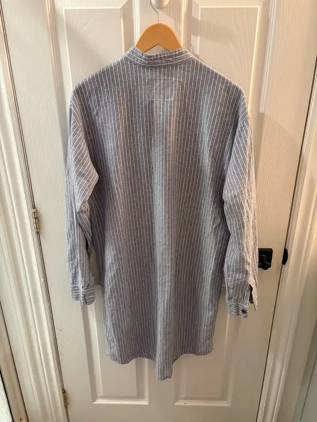Lee Valley Ireland Night Shirt in Women's - Tops & Outerwear in Trenton - Image 4