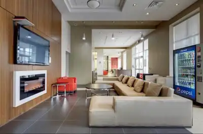 One bed one bath apartment in a 5 bedroom unit, your own ensuite washroom. currently no one is livin...