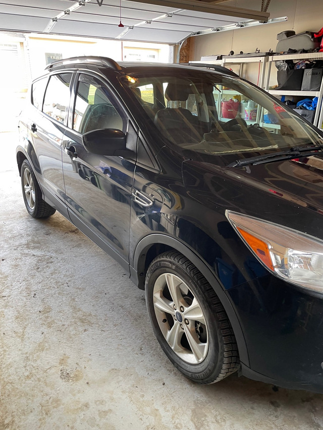 2014 Ford Escape SE in Cars & Trucks in Edmonton - Image 2