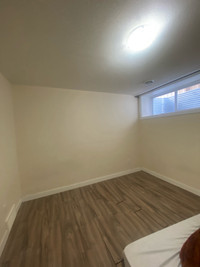 Private room for rent $850 1 may