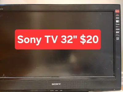 This 32-inch Sony BRAVIA television is a reliable, pre-owned unit perfect for a secondary room or ga...