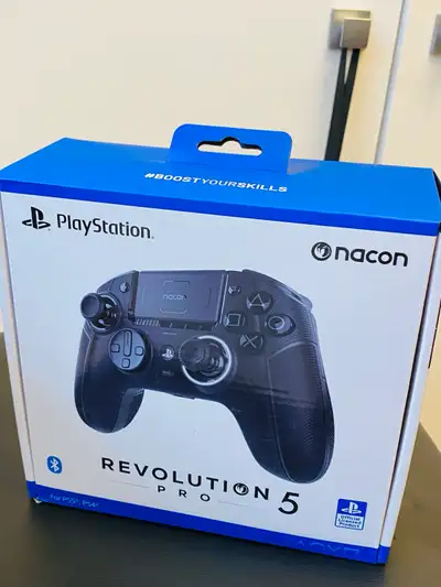 Nacon Revolution 5 Pro, View more