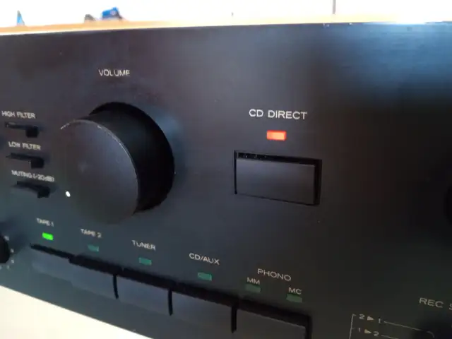 Amplificateur TEAC restauré. Un an de garantie! in Stereo Systems & Home Theatre in Québec City - Image 6
