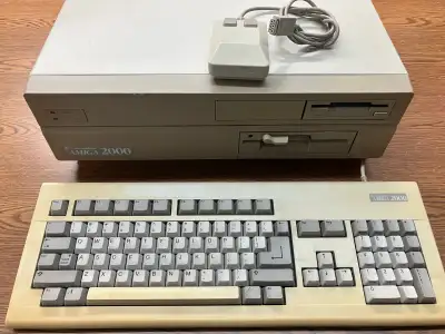 Commodore Amiga vintage computer. Working tested. Battery removed and replaced with button cell batt...