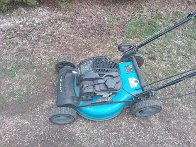 ! This is a used mower but still works great for maintaining your yard. It features a reliable engin...