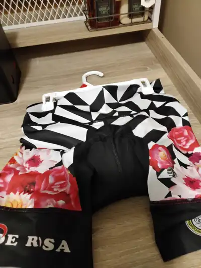Woman bike short designer item meduim, View more
