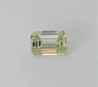 Brand New Ct: 3.40 Cut: emerald Clarity: VVS1 Color: white H-I Size: 10x7mm Pickup only LOCATED NEAR...