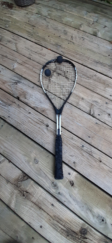 SQUASH RACQUET HEAD POWER DOMINION $29.99 in Tennis & Racquet in Sarnia - Image 2