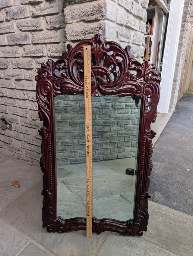 Vintage Bombay Rosewood Carved Mirror in Home Décor & Accents in Oakville / Halton Region - Image 9