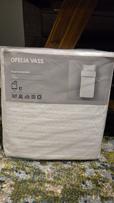 Ikea OFELIA VASS Twin Pillow & Duvet Cover Set, View more