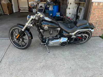 2016 Harley Davidson FXSB Breakout. Selling my Breakout, purchased from Kanes as a demo Bike. Has 10...