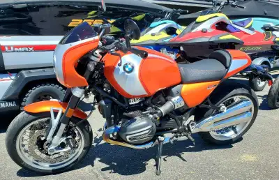 2025 BMW R12 S R NINE T Beautiful Orange Colorway! Cafe Racer Option 719 package First Service Compl...