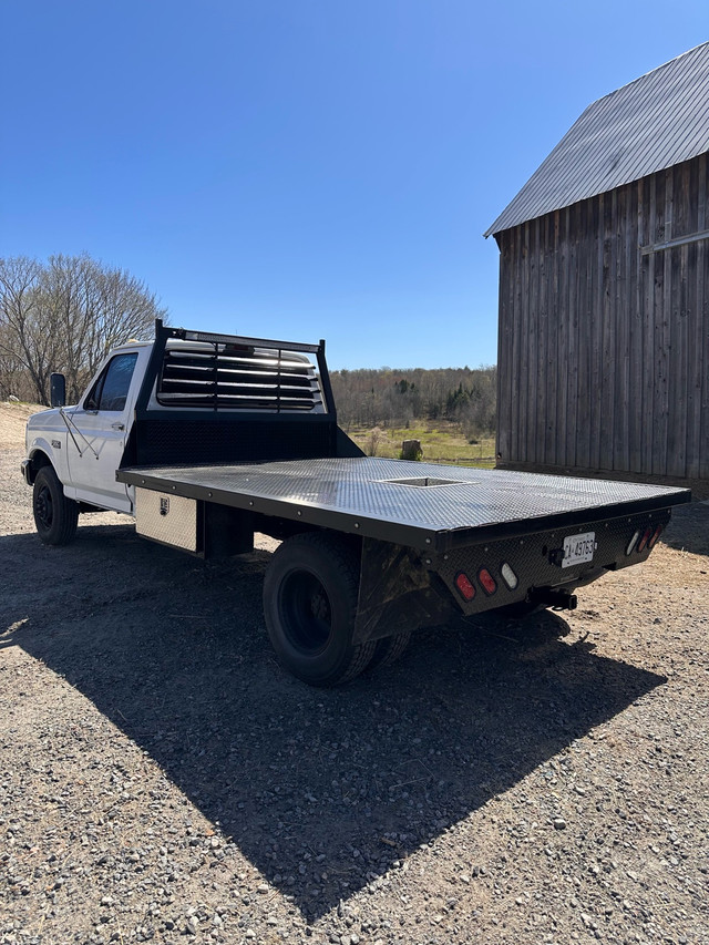 1995 Ford F350 XL DWR in Cars & Trucks in Muskoka - Image 4