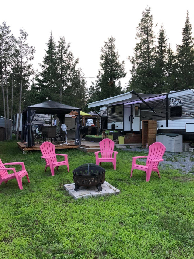Beautiful turn key 2018 Jayco JayFlight 33RBTS with lot in Travel Trailers & Campers in Ottawa
