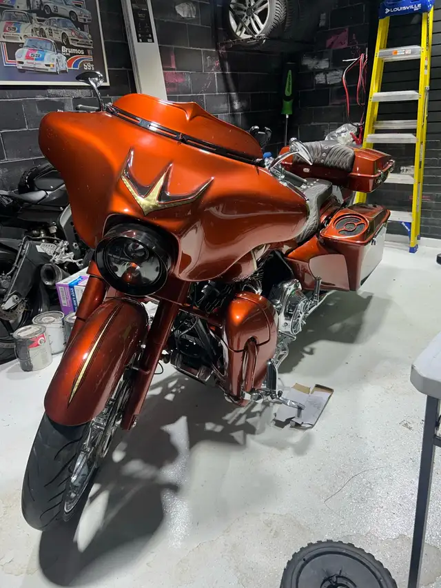 Harley-Davidson custom in Touring in Oakville / Halton Region - Image 3