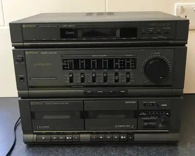 Hitachi HRD-MDO3 stereo system, Amplifier, Cassette, View more