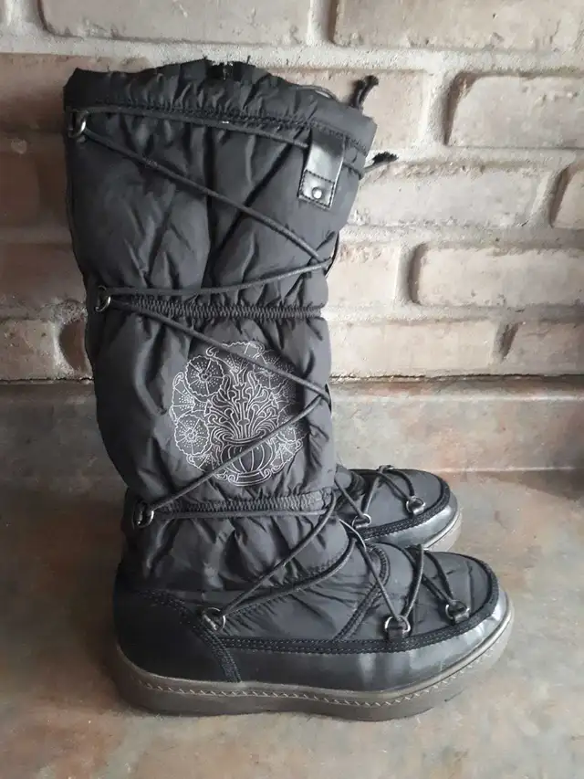 bottes d'hiver 8 pour femme in Women's - Shoes in Laval / North Shore - Image 2