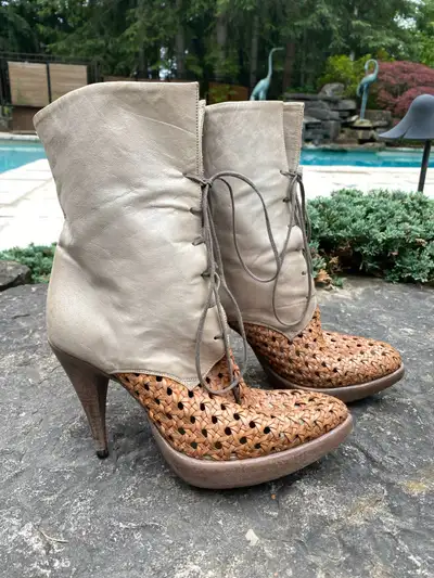 Beautiful leather booties, View more