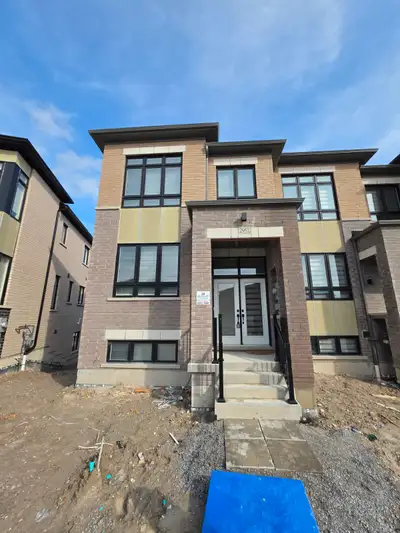 Spacious End-Unit Family Townhome for Rent – 4 Bed Home in Pickering (Seaton) Welcome to 2957 Starli...