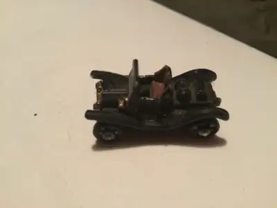 1919 Ford T miniature micro machines noir & gold, View more