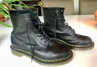 Dr. Martens boots size 6