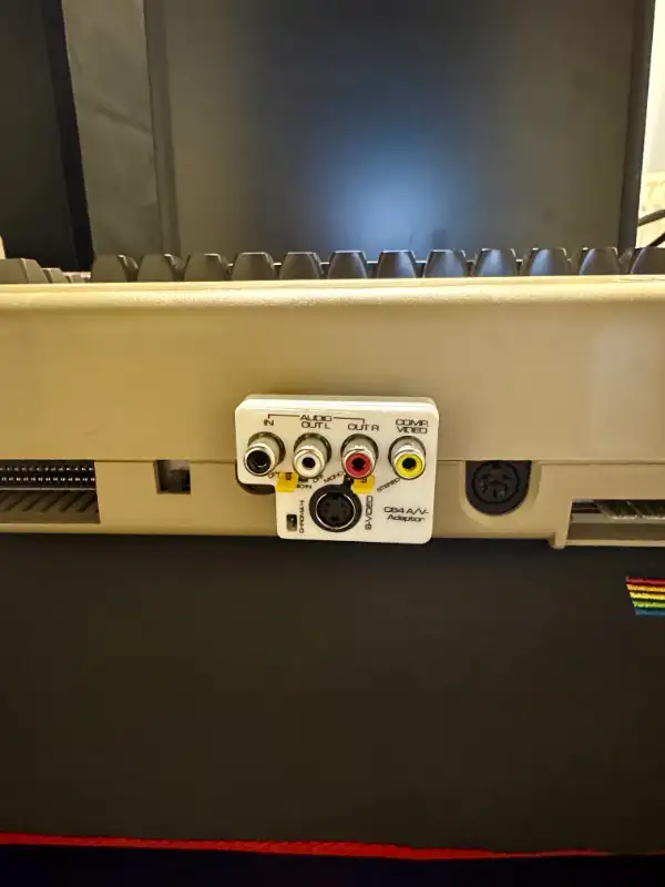 Commodore 64 | Desktop Computers | City of Montréal | Free local ...