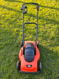 Black Decker MM675 Electric Lawn Mower $80