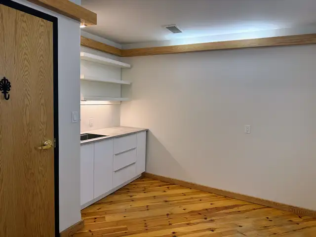 Clinical Space Available in Commercial & Office Space for Rent in Peterborough - Image 5