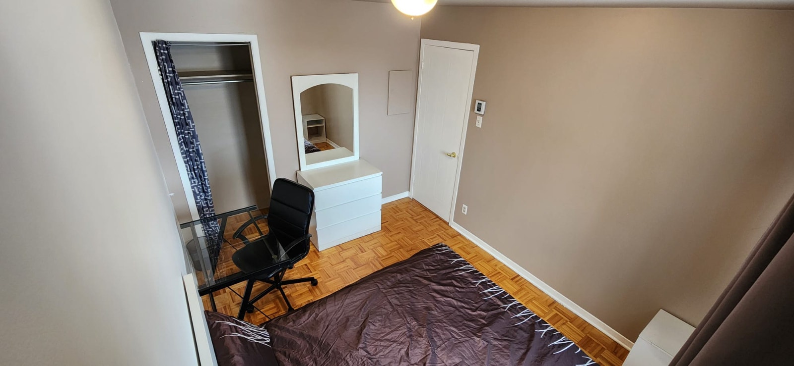 Chambre à louer — photo 1