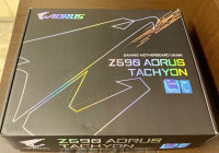 open-box new gigabyte aorus tachyon z590 eatx motherboard