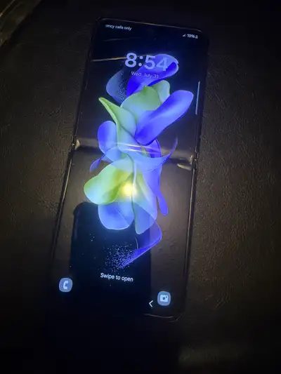 30 ads for z flip 4 in Cell Phones in Canada | Kijiji Marketplaces