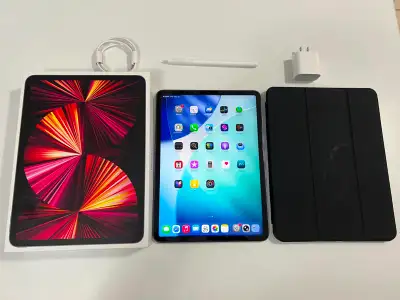 *Nice iPad Pro 11" 3RD  Gen 256 GB - Wifi Only - A2377- $600, View more
